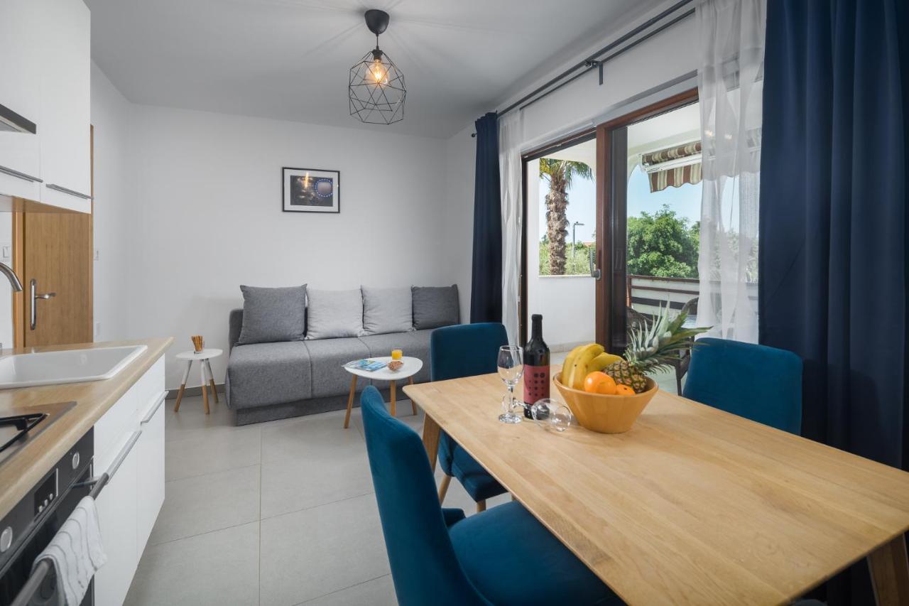 Apartments Spadici Porec Exterior photo