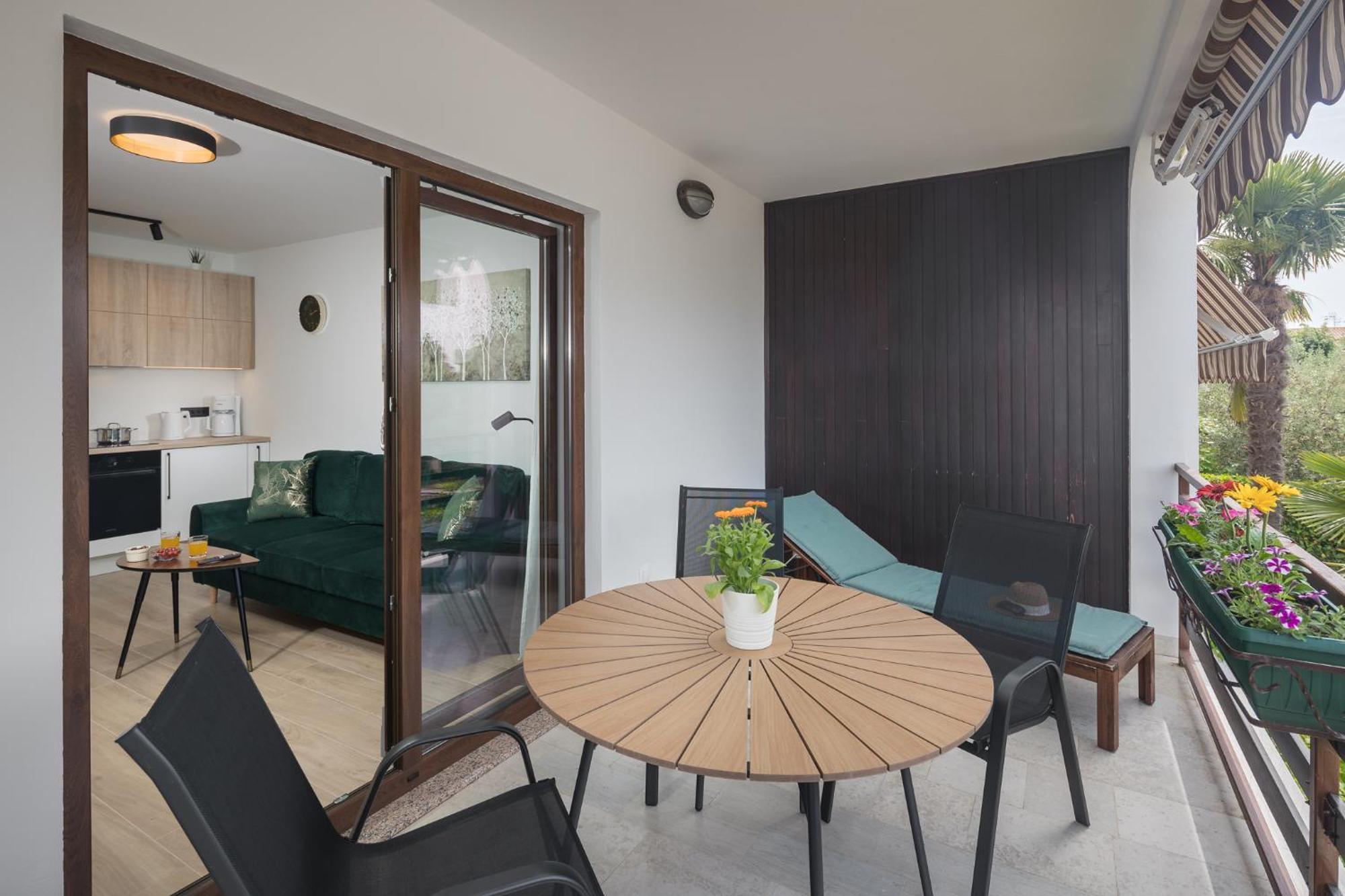 Apartments Spadici Porec Exterior photo