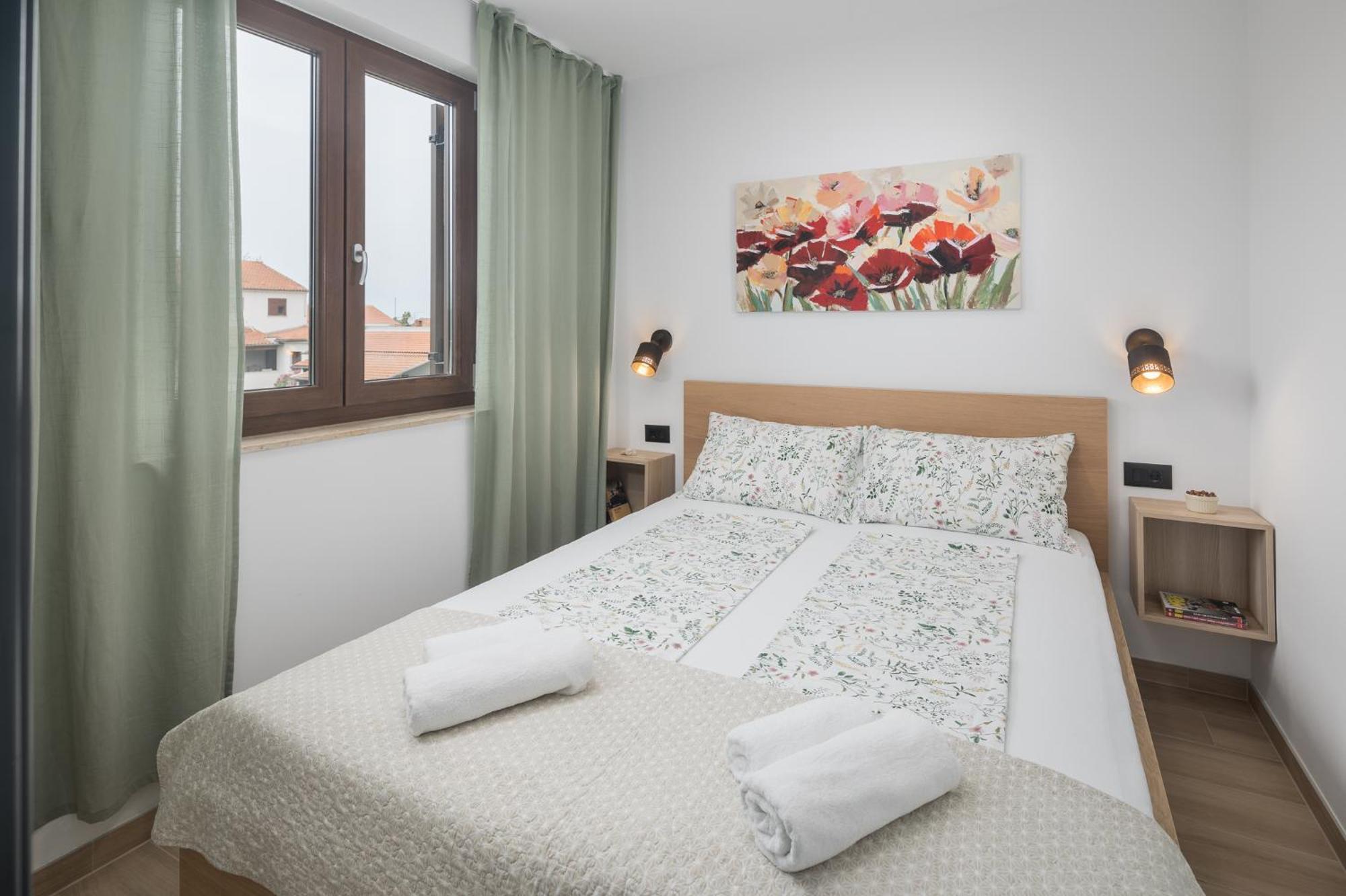Apartments Spadici Porec Exterior photo