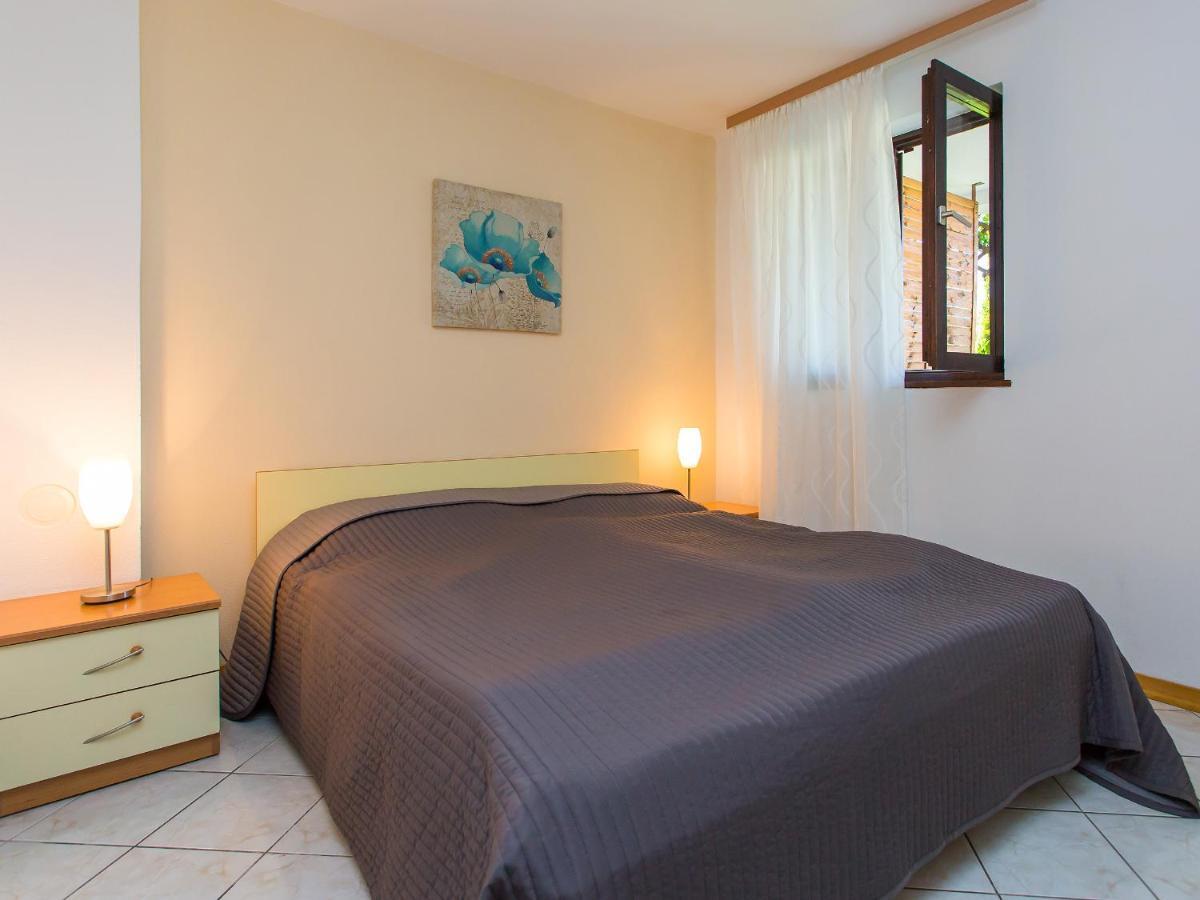 Apartments Spadici Porec Exterior photo